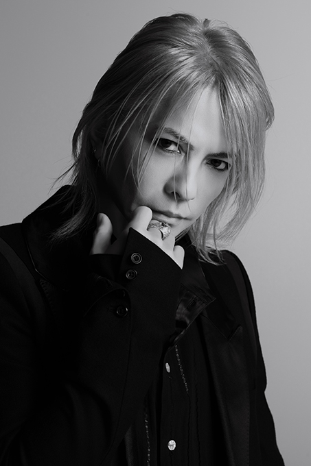 larc_daihyacka's tweet photo. L'Arc〜en〜Ciel
hydeが続けるシンプルなケア

石鹸やシャンプーは最小限
洗顔後はワセリンを薄く塗る
乾燥部分だけを保湿
就寝時はスチーム式加湿器
夏もベッド横に置いて眠る

出典：美ST ONLINE 2021/11/24、DI:GA ONLINE 2026/1/16 https://t.co/BtslFszADH
