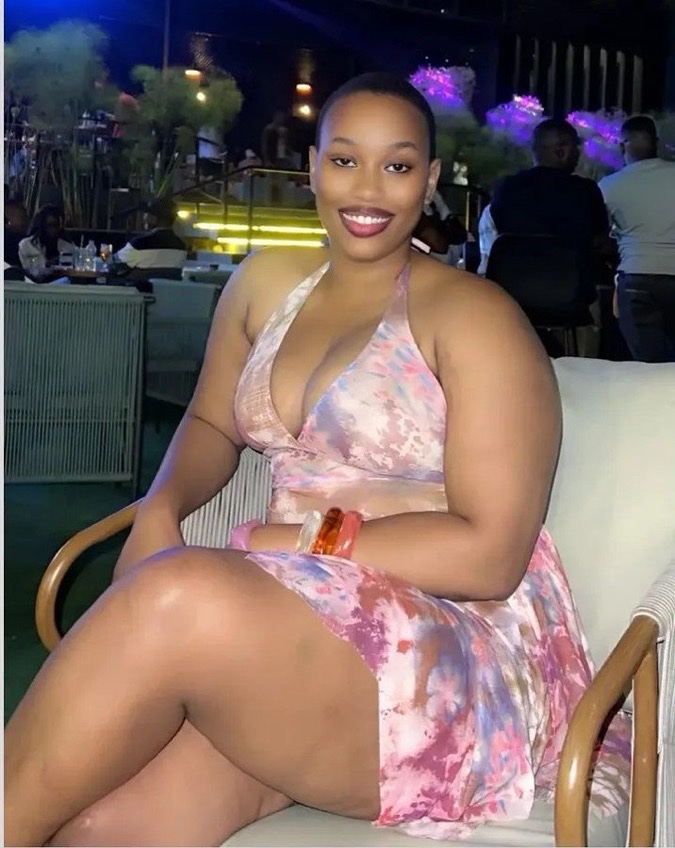 blackiee_4's tweet photo. Hi🥰
How is your day going? https://t.co/VwEuZnmrp0
