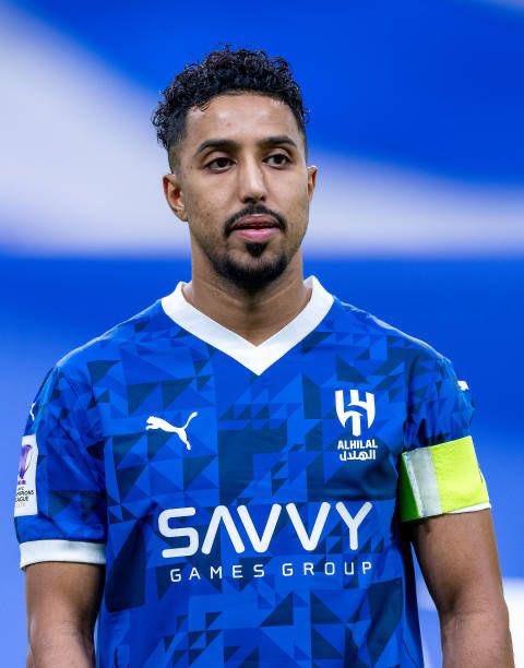 mhamden2's tweet photo. لكل من انتقص من مستوى سالم الدوسري 
لاعب لم يتوقف عن العب طول فترته الرياضيه 
تبونه عجله مكينه لا تتحرك طبيعي جدا ان يهبط مستواه بسبب اصابه بسبب خطة مدرب بسبب ظروف عائليه بسبب ضغط جماهيري بسبب هجوم اعلامي جماهيري 
ليه مهوب بشر مثله مثلك 
اتقوا الله في سالم 😇 https://t.co/uQ4NN6xztw