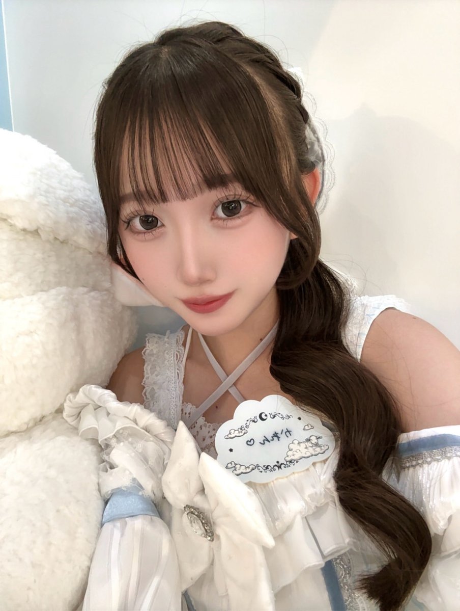 zz_znzz's tweet photo. 7月ありがとうございました🩵
SNSで見つけて会いに来てくれたり、お店で見つけてくれたり、、
おかげで楽しいどりちゅみ人生をスタートできた🫧♡
これからも見守っててほしい！！🤝

しばらく投稿頻度減るけど忘れたらいやだからね！！
つぎの出勤予定17日か18日の予定です💌 https://t.co/HH8saZr6ld