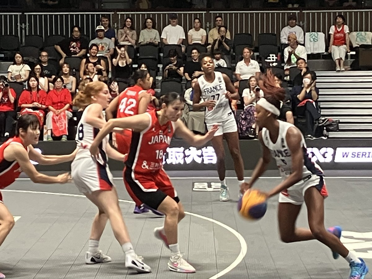 minoru_st's tweet photo. FIBA 3x3 Women's Series Tokyo Stop 2026. Main Draw Pool D. France U25  vs Japan. 21対18でFrance U25のKO勝利。Japanはファウルの多さに泣いた。
#3x3WS #FIBA3x3 https://t.co/GomKviEs3A