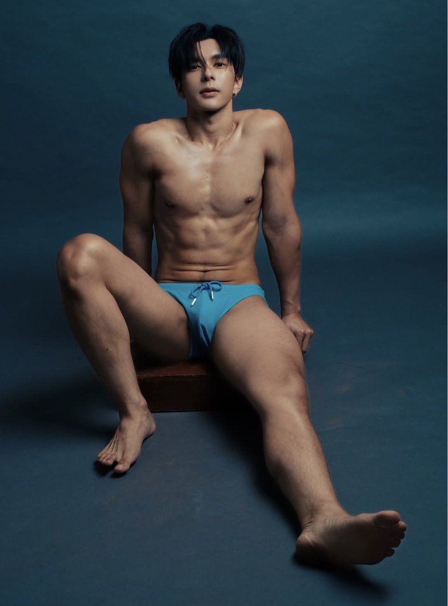 dailyhotdudes's tweet photo. Lotte 
💪 https://t.co/IT50jDZiSH