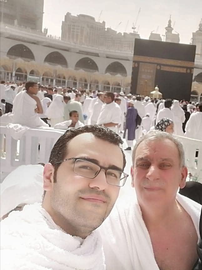 Hani_Hashim7's tweet photo. انا لله وانا اليه راجعون 
بمزيد من التسليم بقضاء الله وقدره 
انتقل الى مغفرة الله وعفوه 
والدي وقرة عيني وسندي 
 اثر وعكة صحية مفاجأة
ادعوا له بالمغفرة والرحمة https://t.co/E9LQuajN8i