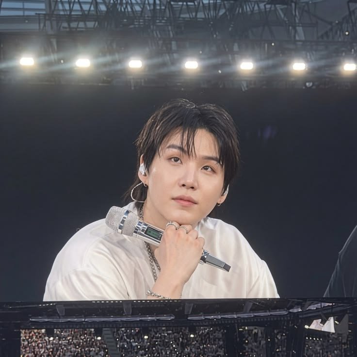 yoongi_minri's tweet photo. 🤍 https://t.co/Hr6EDY81S2