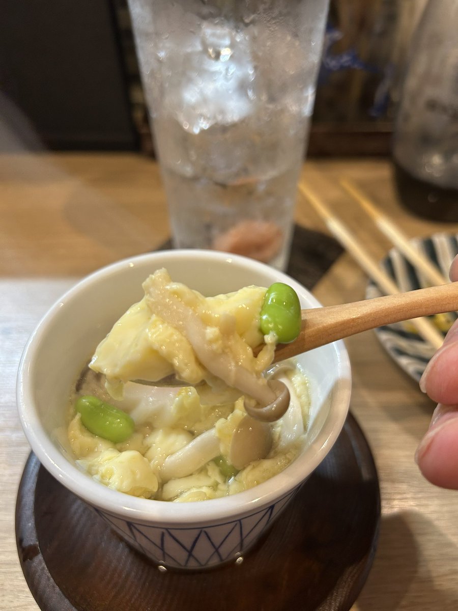 egg_06612_2's tweet photo. 締めの茶碗蒸し
具ゴロゴロ鳥ダシうめえぇぇです。 https://t.co/zEqSUQ4lRM