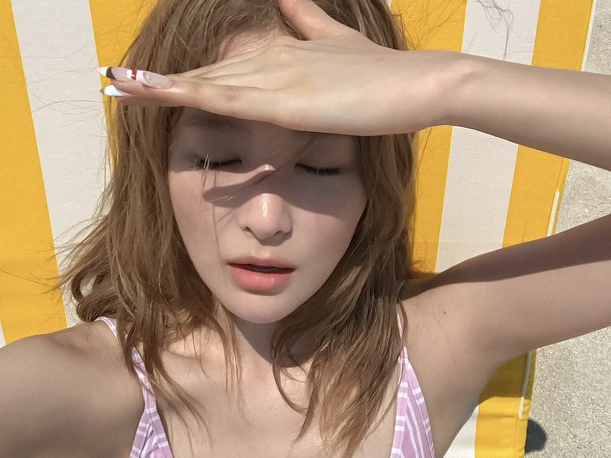 SEULGI. tweet media