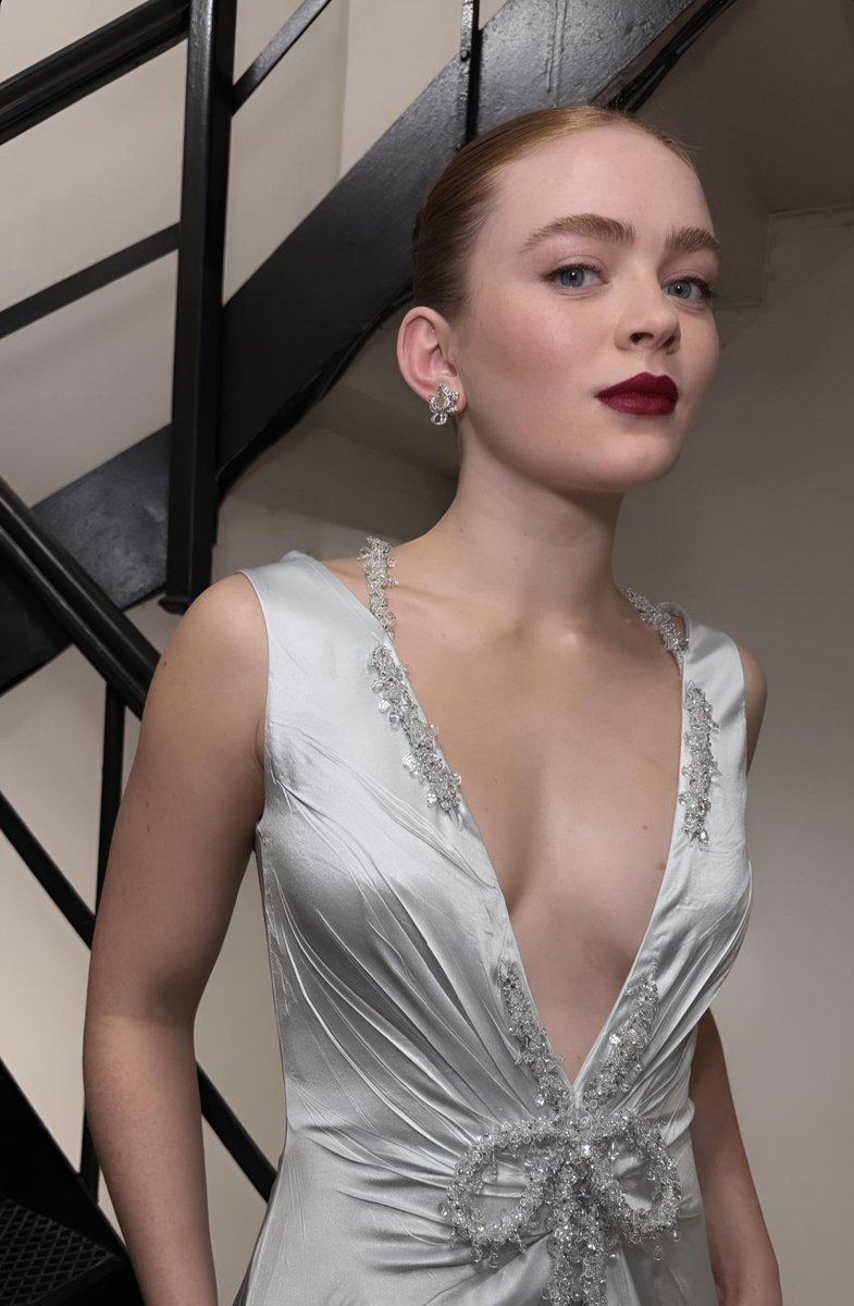 Bollywoodrule's tweet photo. Sadie Sink attends 78th Tony Awards in New York https://t.co/ism5vbf8hO