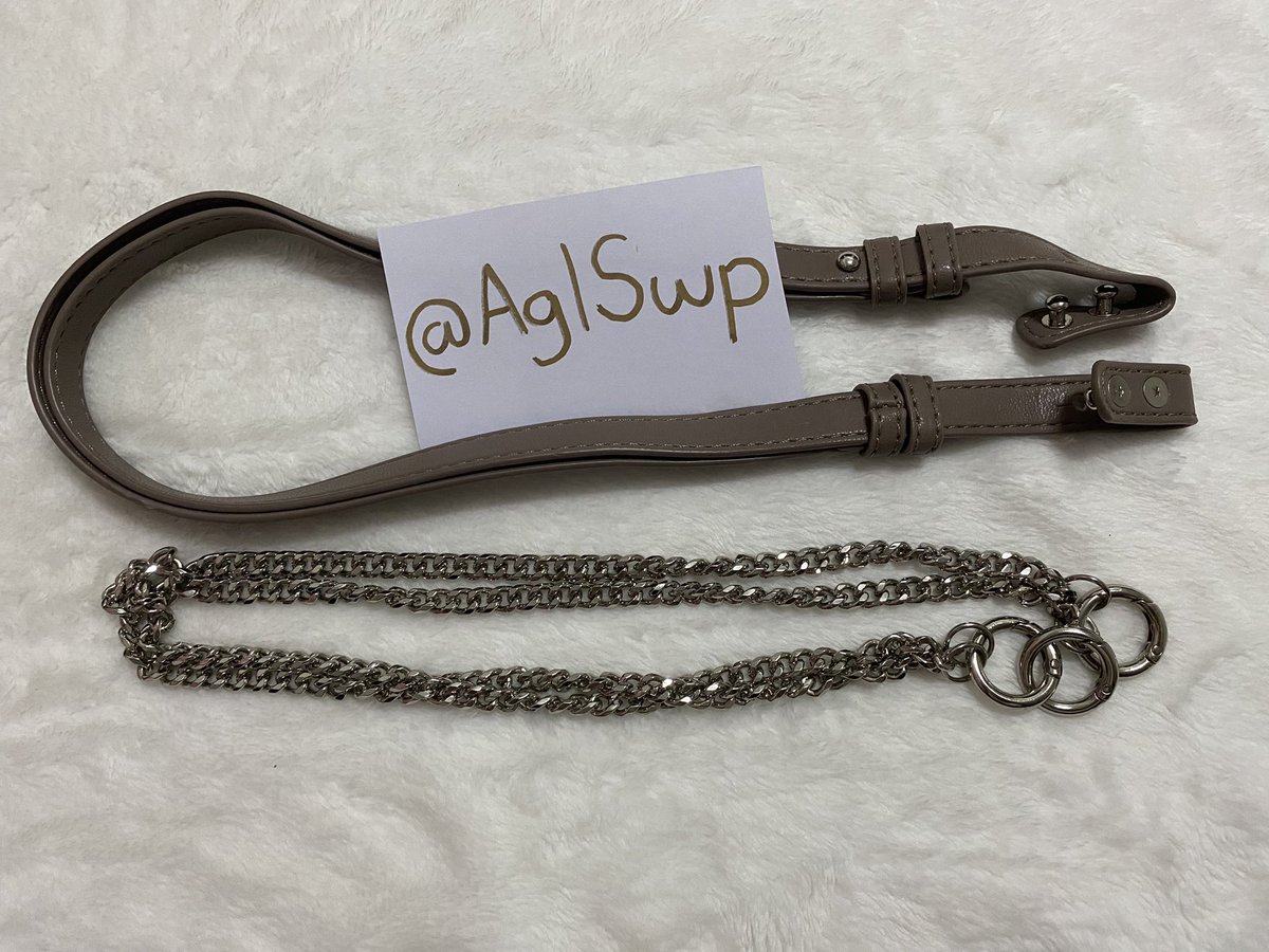 AglSwp's tweet photo. Wts ส่งต่อ ขาย กระเป๋า pathtcha รุ่น brooke สีdust 850 ส่งฟรี from 1,790
มีตำหนินิดหน่อย
นัดรับได้ ซีคอน บางแค,เดอะมอ บางแค,สามย่าน,btsสยาม /ส่งไปร
สนใจdm เรยคับ
#pathtcha #ส่งต่อpathtcha #ส่งต่อกระเป๋า #กระเป๋ามือสอง #ส่งต่อpathtcha #ส่งต่อกระเป๋ามือสอง https://t.co/gEAPmvkitQ