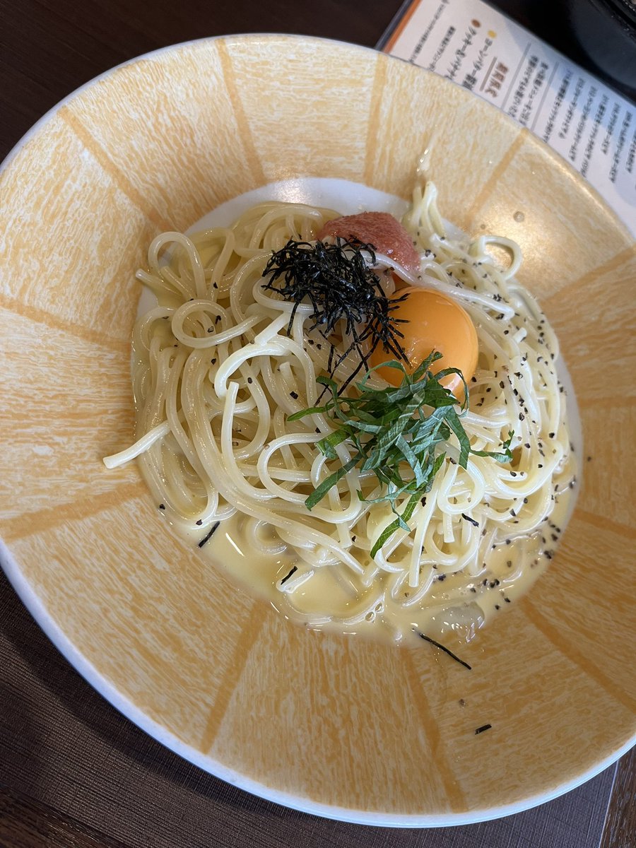 Crystal_MK_'s tweet photo. 夜飯 https://t.co/JTzbpVU4ju