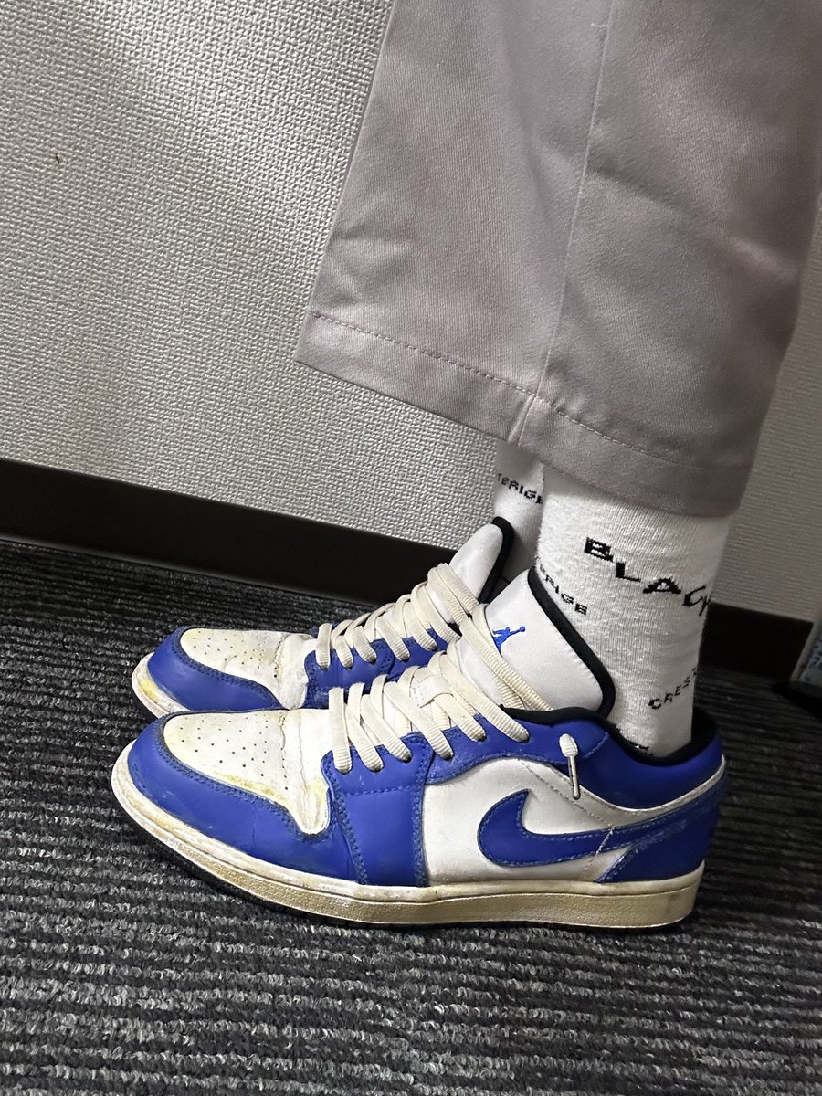 SanDiego_Jordan's tweet photo. 今日のアディ活。

結局ワンポイントが1番着用します。
AJ1LOWも楽で履きやすくて好きです。
でも見た目はHIGHの方が好きです。

#nike
#crestbridge
@addict_snkrs27 https://t.co/bv7Pt6Htdo