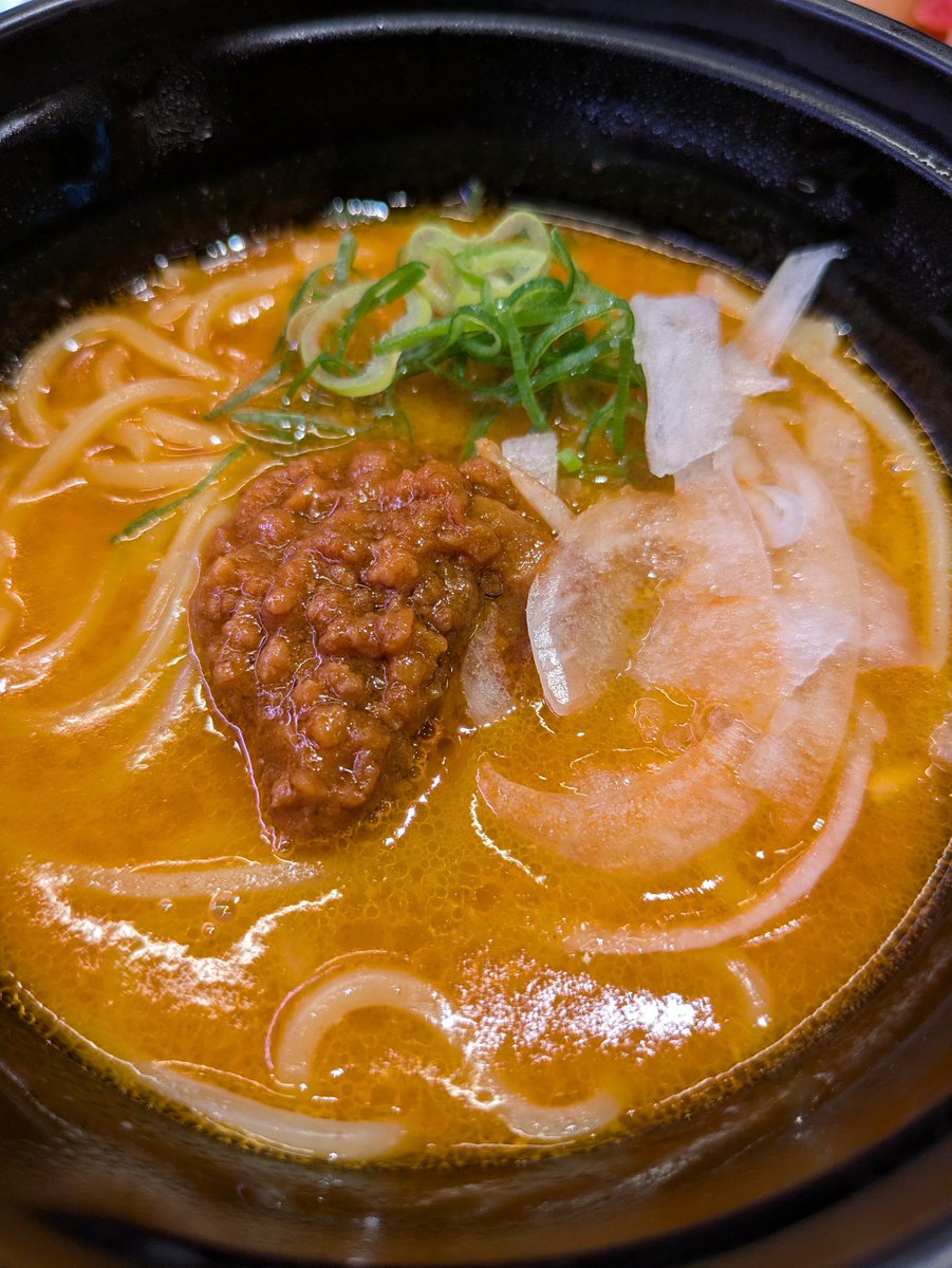 orion_283's tweet photo. やっぱスシローといえば担々麺だよな〜← https://t.co/EJGvhV8o9V
