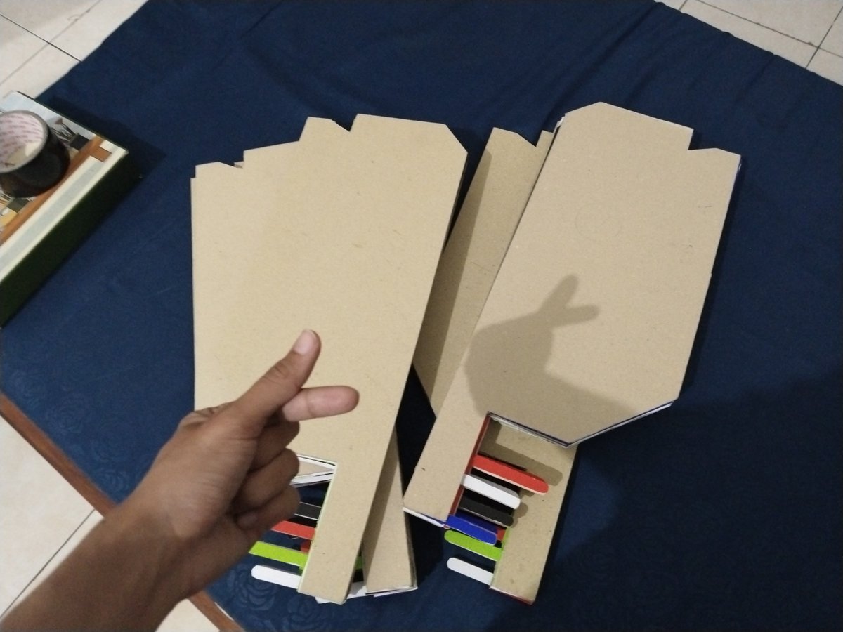 Atribut_Ribut's tweet photo. Jangan lupa beli atribut pionir guyss!! WTS atribut Patracita!!
Ready stock!! Langsung saja chat https://t.co/RHUzeHRhy5 😋😋

#pionir2026 #ugm https://t.co/LDIYRU50DC