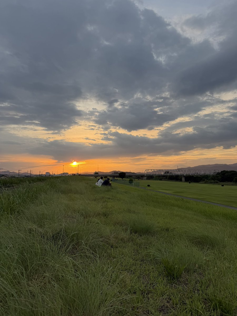 parumadq's tweet photo. ３０年振りくらいに足利花火来てみた🎆 https://t.co/VaHCaCQf0I