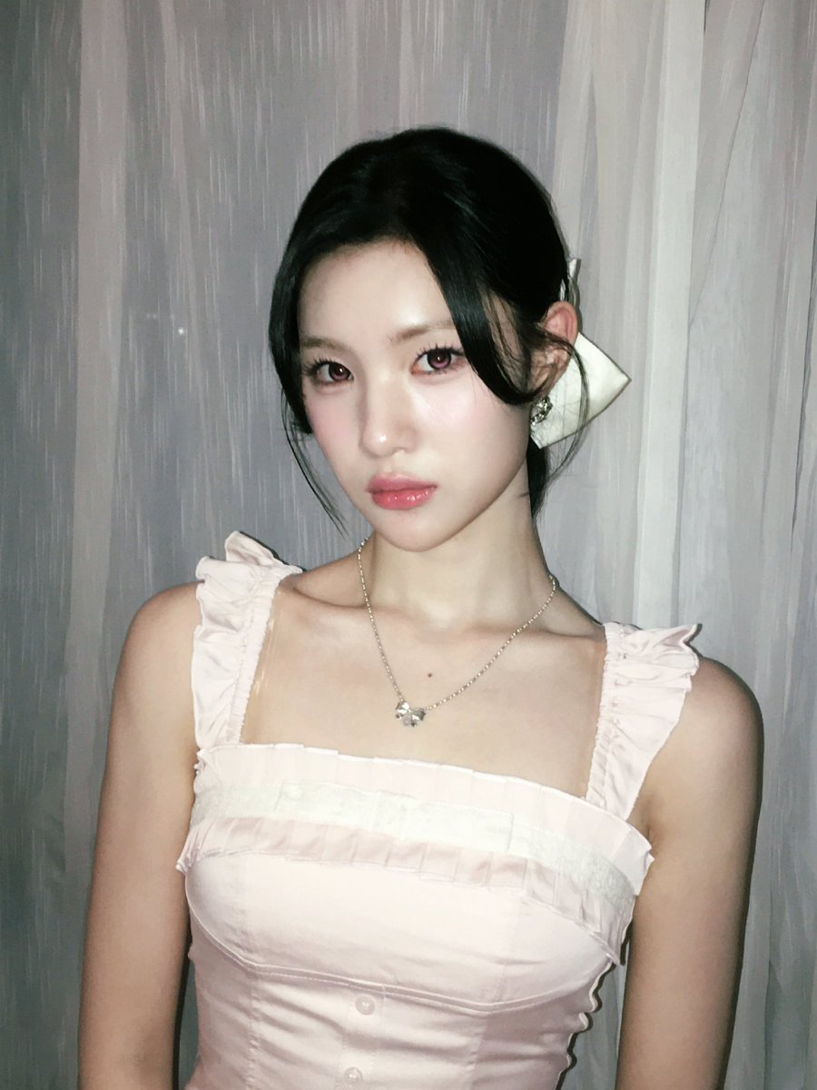 dkdkk___'s tweet photo. Little Juuunnn 🌷
#Juun #Hearts2Hearts #H2H https://t.co/EDTEBLHznV