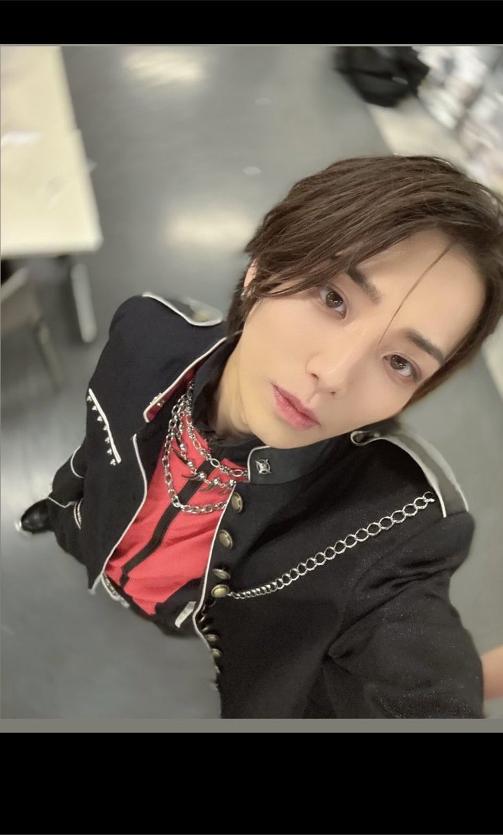 rina0jbg's tweet photo. 18:00〜
フジテレビ系 『MUSIC FAIR』観た

 #HAYATO 
EBiDA わびさびニキ最高だった
まじ　イケすぎて。。死亡。。😳💕

@MUSICFAIR_Fuji
#Yes_EBiDAN15th   #ワンエン #ONENONLY https://t.co/cEXN4ExQBx