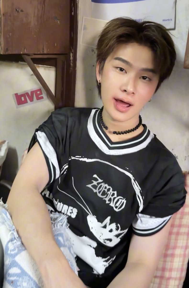 justbluefluer's tweet photo. อกหักอย่างหล่ออะ https://t.co/PWa59etoY6