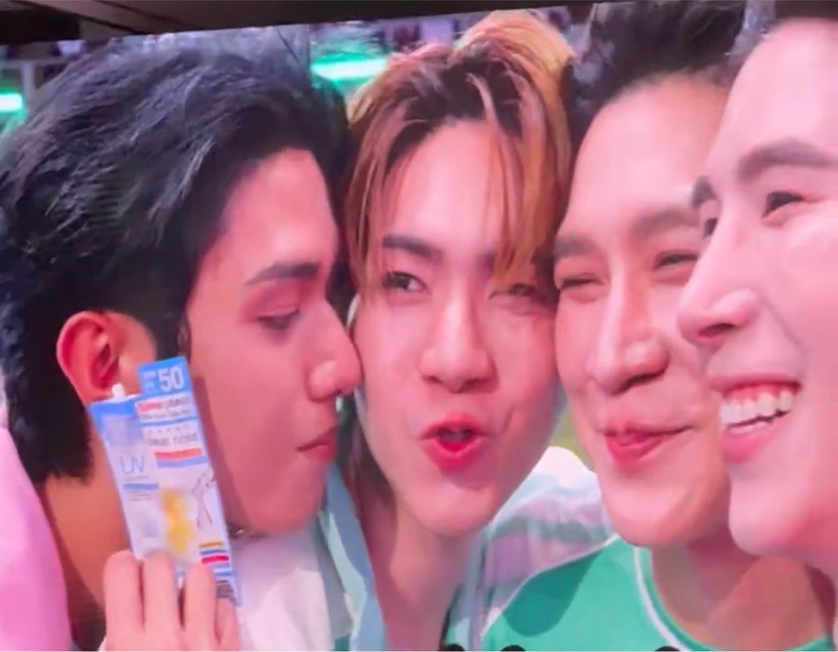 babiisamitanund's tweet photo. ไม่เอาอะไรเลยพี่พระเอกกุ 55555555555555555555555555555555555555555555555555555555555555555555555555555555556666666665555565666666666666655555555555555555 https://t.co/Od2sj6XyPb