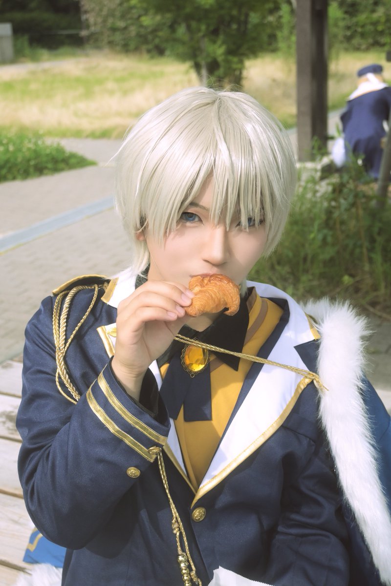 nunoko_cos's tweet photo. Cosplay / mhyk

                          Arthur
✦・┈┈┈┈┈┈┈┈┈┈┈┈┈┈・✦
  お腹が減っては職務もできませんね。
                       いただきます
✦・┈┈┈┈┈┈┈┈┈┈┈┈┈┈・✦

📸▶︎@odori_odoru9 様
#mhyk_cos https://t.co/FSdS71TyFF