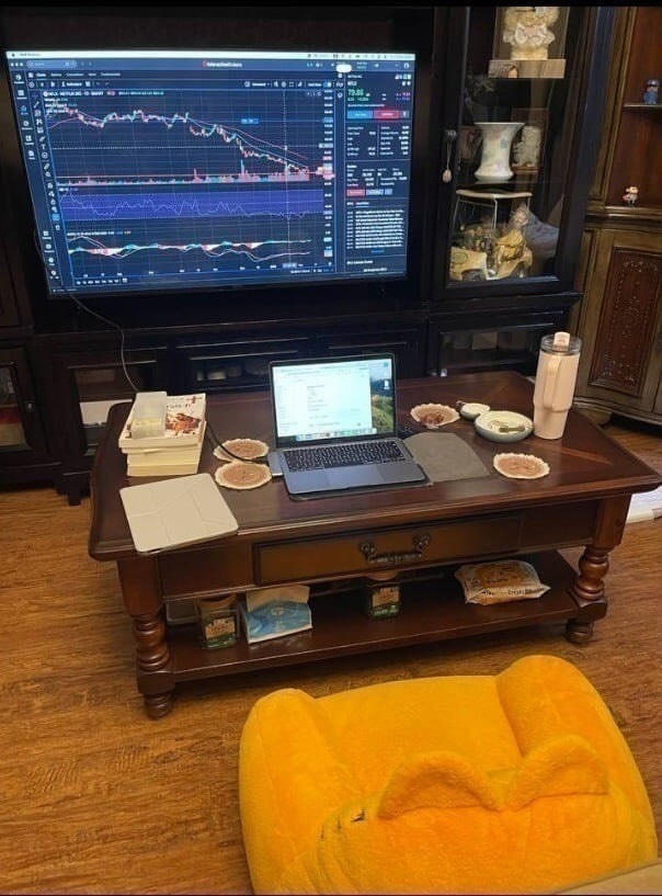 nkjm009's tweet photo. 流石に私も震えました。

全員集合。超緊急です。

今からとある日本株に
"歴史的大急騰"が訪れます

多くは語りませんが…

私が10バガーを的中させた
【キオクシアを超える】可能性もあります。

銘柄を知りたい方は
【イイネ】+【おじさんの日本株】とリプして下さい。

全員勝たせますよ、本気で https://t.co/nFlvCaJGdq
