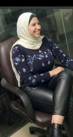 hijabbishy2's tweet photo. كفايا قرحان يا بطه
اولا لفة الحجاب الى تديك إيحاء بالالتزام والعفه لكن اختيارك للأبيض علشان يبرز ملامح وشك القارح (مناخيرك الكبيره وبقك العريض) ثانيا البلوزه الى شبه البدي دي الي مجسمه كل تفضيله في صدرك الي باين انه بز بقري اوي وحلاب وفوق كل ده بتلبسى خلخال وانت رايحه الشغل
احا https://t.co/c45EOSQMdX