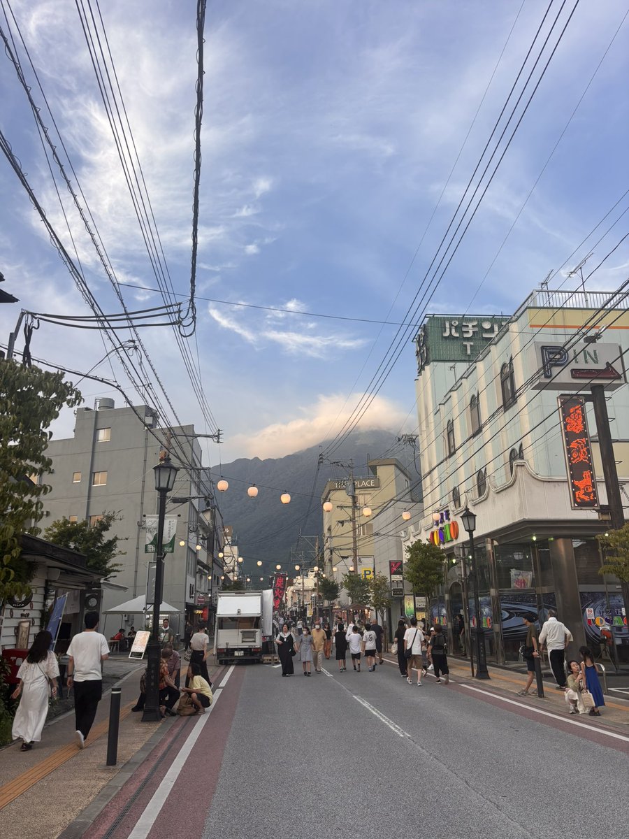 bax0424's tweet photo. 夜市 https://t.co/WuSAzi0ZML
