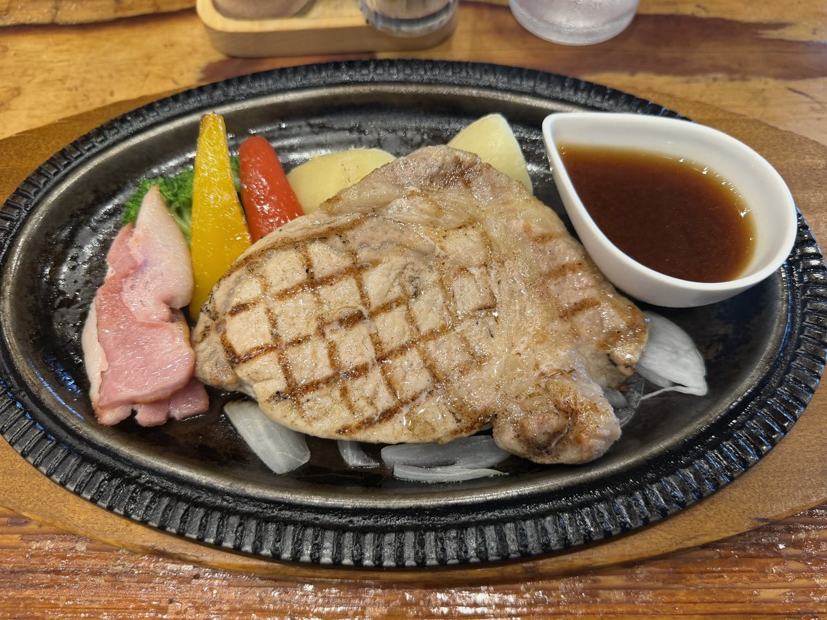 Kayak_vlrt's tweet photo. 最近食べすぎ https://t.co/aveURsyR1H