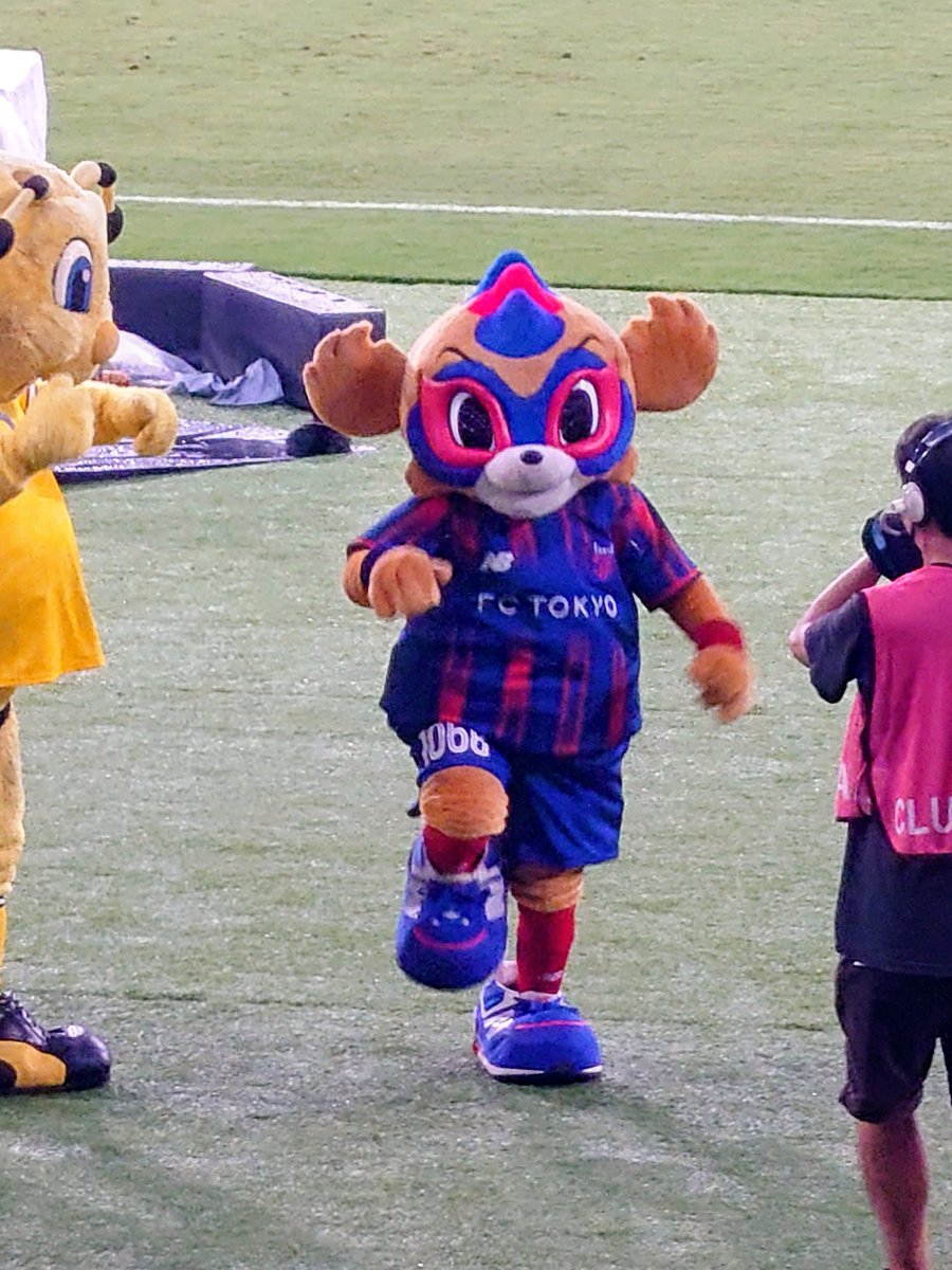 add1cted3200's tweet photo. オレたちのドロちゃんは世界一カッコよくてカワイイ💙❤️ https://t.co/8JDXR6sfFr