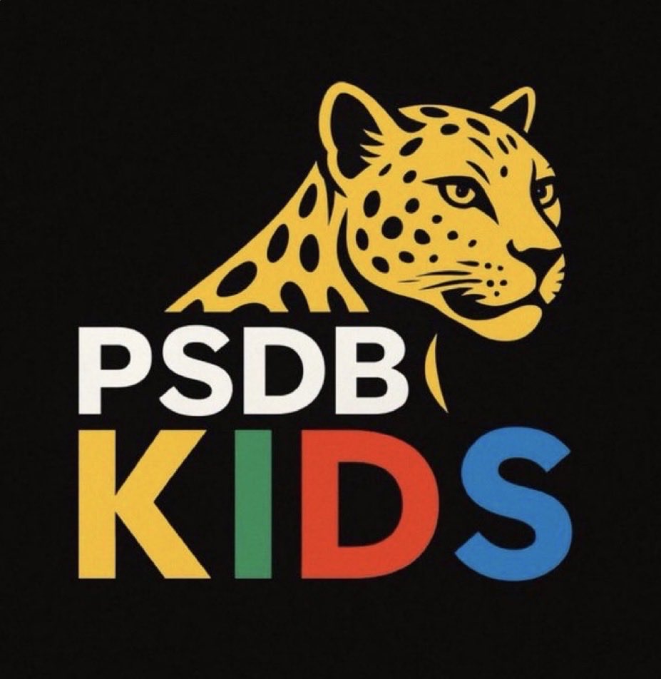 dekoriffel's tweet photo. @AndrezaMatais @Metropoles @RenanSantosMBL Vcs forçam demais viu, essa onda da direita no mundo é totalmente alinhada a Flávio BOLSONARO 🇧🇷🇧🇷, só abrir os olhos e não ter ma vontade …. O aloprado do MBL é filhote do sistema , PSDB Kids https://t.co/gtRxI8jN7T
