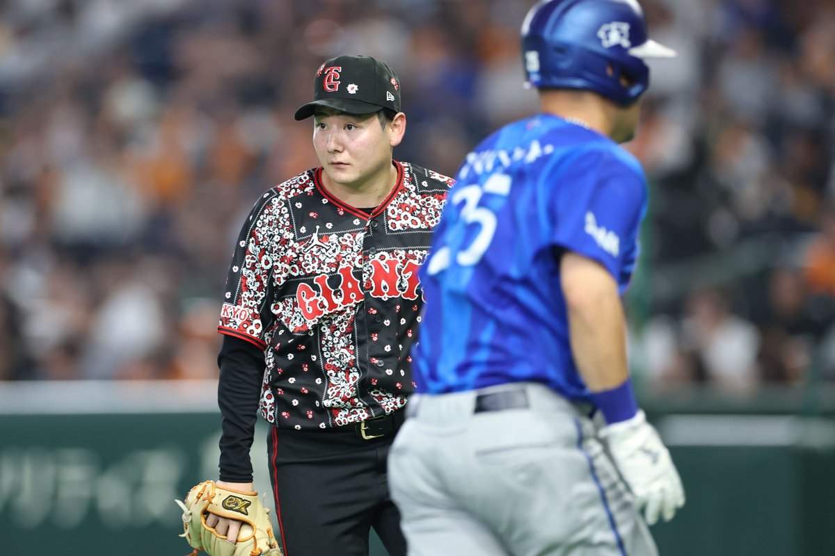 TokyoGiants's tweet photo. 【三回表】巨人 0-8 DeNA

#竹丸和幸 投手は、本塁打や適時打、味方の失策などで4失点。 https://t.co/i1O982YGKv