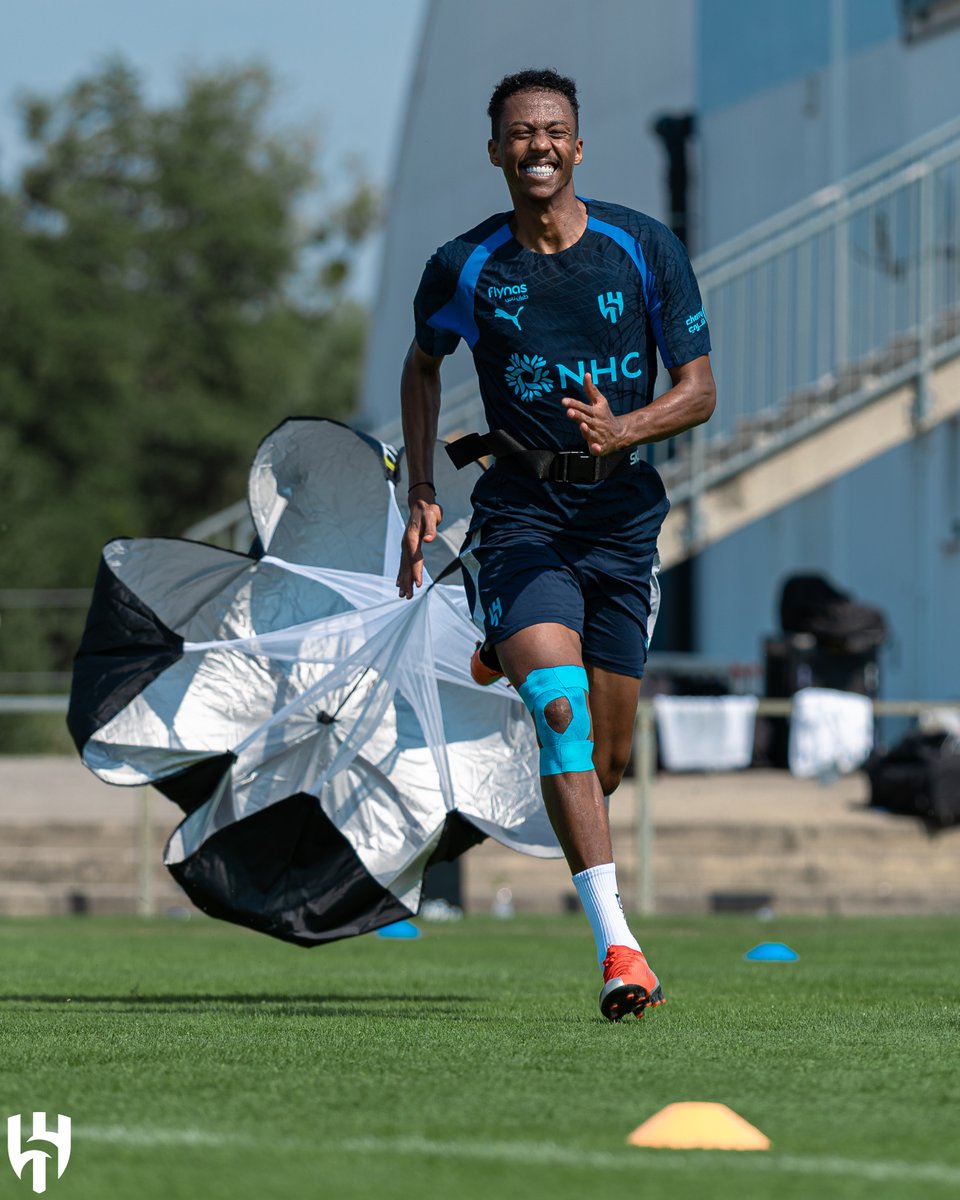 Alhilal_FC's tweet photo. 🏃🏻‍♂️ ليـاقة ⚡️ https://t.co/300LhOhBhD