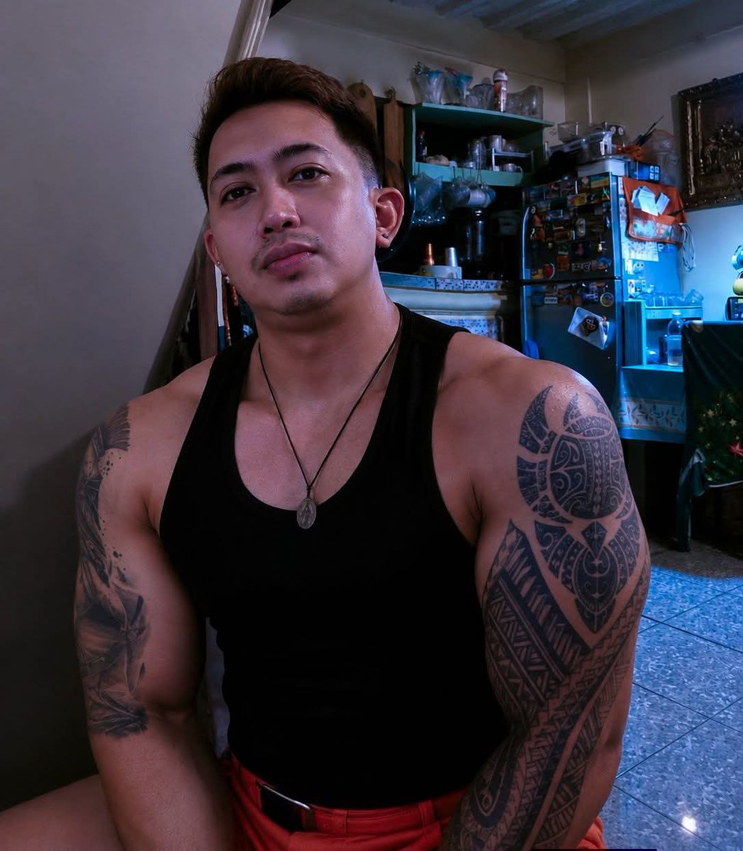 Chan_Orsolino's tweet photo. Home workout lng tayo https://t.co/kyurmA4Zzi
