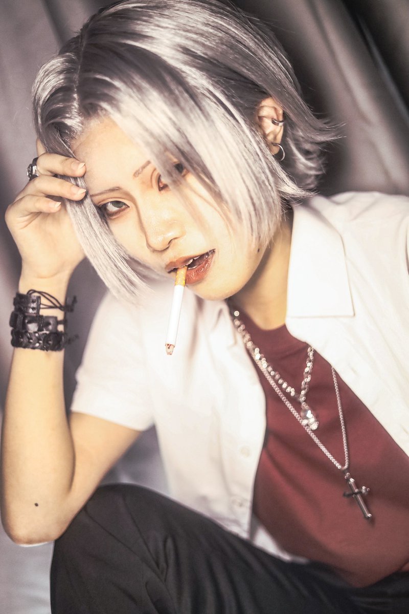 yutomori_cos's tweet photo. cosplay/コスプレ. KHR. 獄寺隼人

速報🧨
見てこの平成感！！！！！こういう質感のCDジャケットありましたよね！！！！！！
みーなさんのライティングほんま大天才！好みぶっ刺さるテイストが一緒すぎてまじ楽しかった〜〜💖

📷 みーなさん @CGioz https://t.co/vgwbgEejkO
