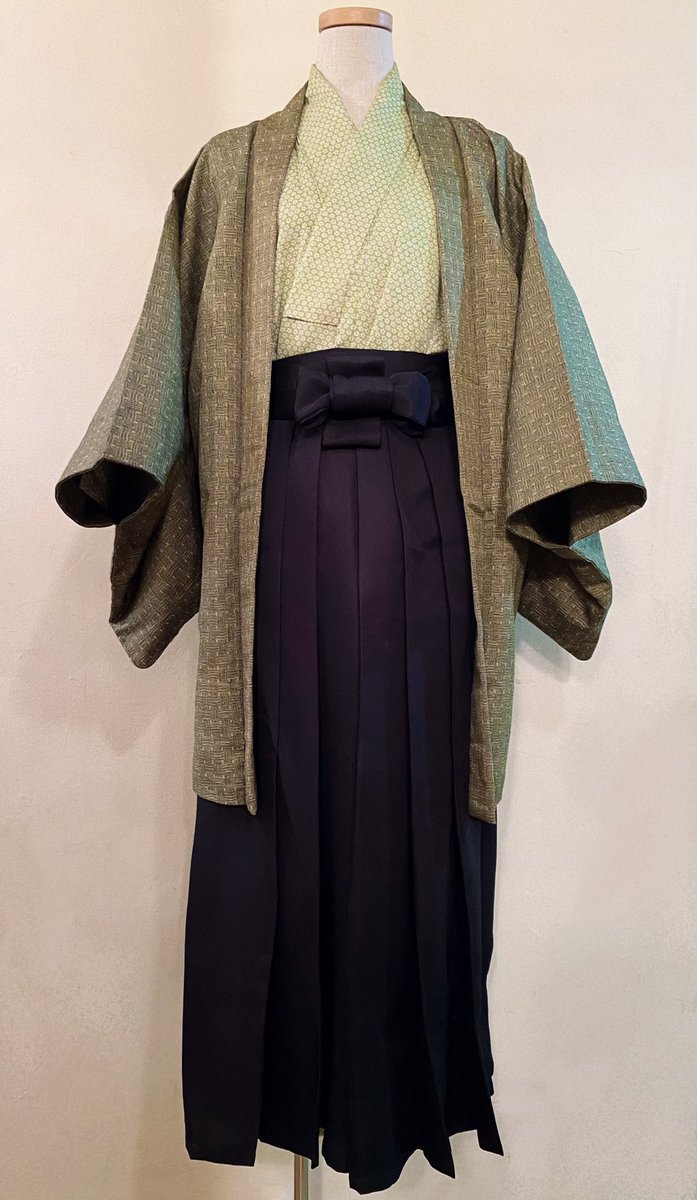 sumilerere's tweet photo. 我が家のトルソーちゃん、子ヅラ仕様へ衣替え
お着物の模様が可愛くてお気に入り🌸 https://t.co/exQxzJB8Rk