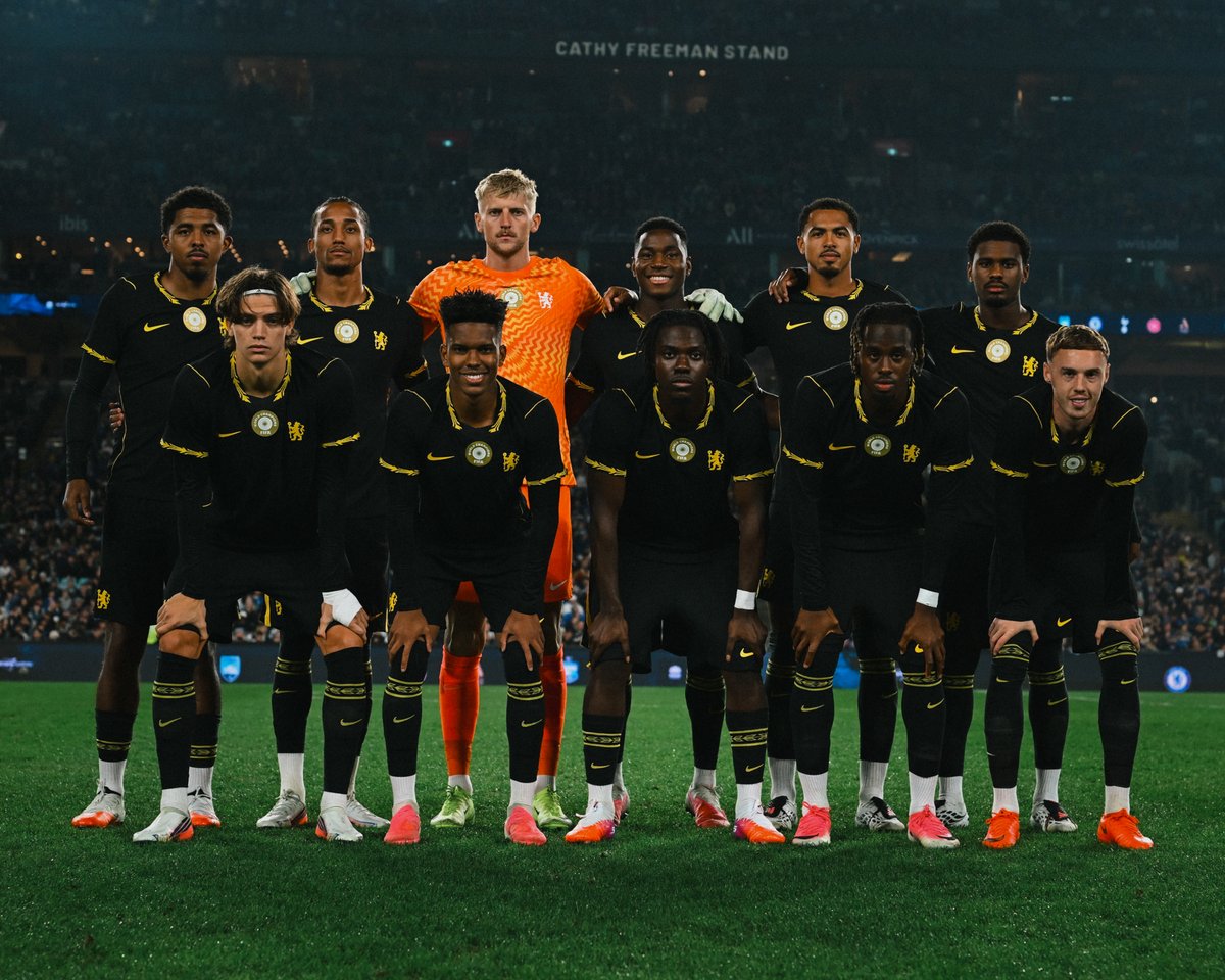 ChelseaFC's tweet photo. 🇦🇺 C H E L S E A ⚫️ https://t.co/V6L2LO2Zcj
