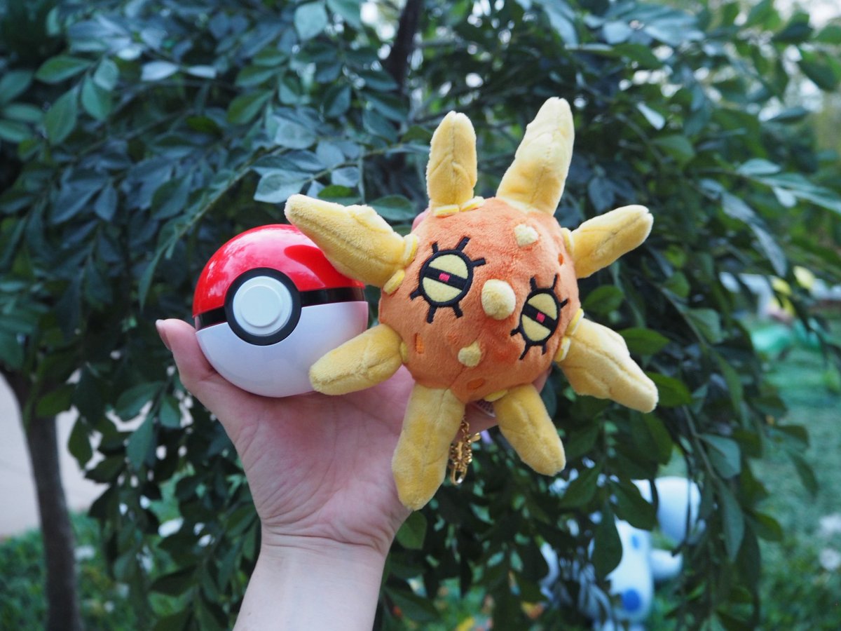 fu_umeboshi's tweet photo. #ポケパーク
#ポケパークカントー
#フウとラン
#ソルロック
#ソルちゃん
#チャイナシャツ作りました
#トクサネシティジムリーダー https://t.co/b1NBdvItkc