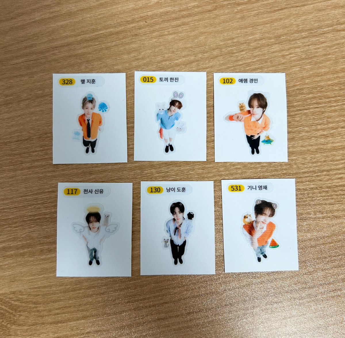 ridyyjj's tweet photo. 졸귀 띠부씰 나눔받앗서요 실제로 보면 더 귀여움!! 붙이기 아까울정도야💙💙 넘넘 고마워!!! https://t.co/XHhptgR1cg
