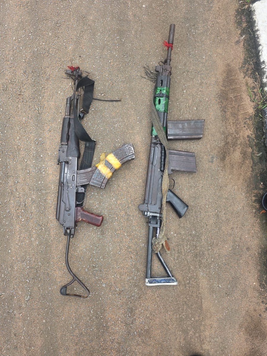 Pressman2040's tweet photo. JUSTICE DELIVERED: TROOPS ARREST KILLERS OF SOLDIER, RECOVER STOLEN WEAPONS

Troops of the Nigerian Army have arrested three suspects linked to the ambush that k!11£d a soldier and injured another in May. The arrest was the result of a coordinated interstate operation spanning Rivers, Delta, and Imo states.

THE SUSPECTS:

♦️ Albert Tony (aka "Chiboy")
♦️ Temple Eburua (aka "Marathon")
♦️ Vitalis Eburua (aka "Onowu")

They fled to Port Harcourt, then relocated to Oleh, Delta State, with the help of an associate, Mr. Abire, who was arrested on July 30. He led troops to the suspects, who were apprehended in a dawn raid on July 31.

RECOVERED FROM THE SUSPECTS:

✅ 1 AK‑47 rifle (stolen from slain soldier).

✅ 2 AK‑47 magazines.

✅ 1 FN rifle & 2 FN magazines.

✅ 3 additional AK‑47 rifles.

✅ 9 AK‑47 magazines.

✅ 1 pistol with magazine.

✅ 194 rounds of 7.62mm Special ammo.

✅ 45 rounds of 7.62mm NATO ammo.

✅ 1 fragmentation jacket

This operation is a major breakthrough not just in arresting the killers of a soldier, but in recovering the service weapons stolen from him. The message is clear: attack our troops, and we will hunt you across state lines.

NO SAFE HAVEN. NO IMPUNITY.