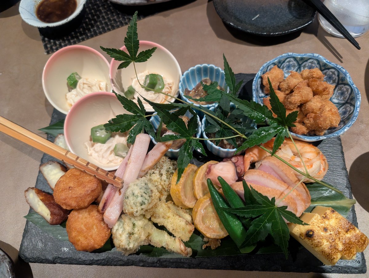 Yooo1841's tweet photo. 9月の旅行の計画でみんなと🥂 https://t.co/ypUuKmI7Mq