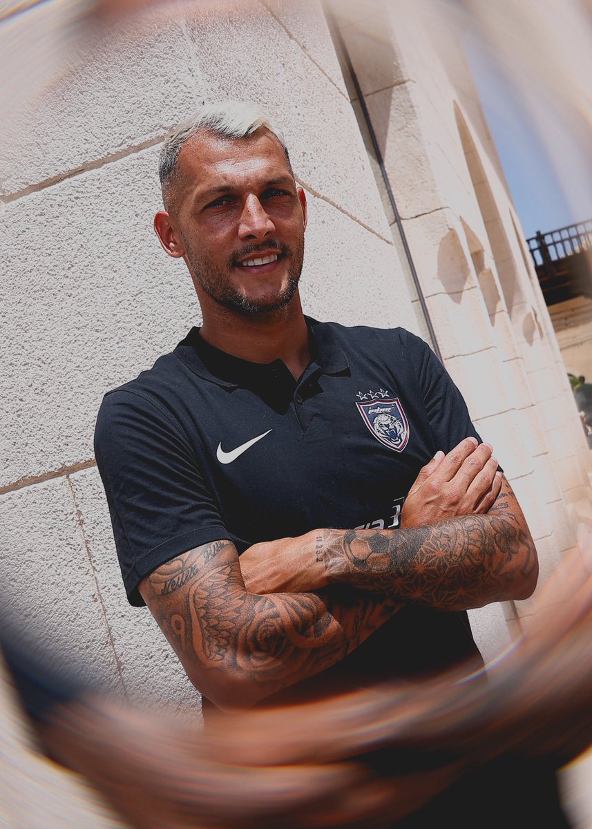 DandyFutbolari's tweet photo. ADIOS ESPAÑA!!!!

Stoichkov se marcha del Granada GRATIS y llega al JOHOR, de la liga de MALASIA. Gran fichaje en ataque! https://t.co/4RWsQoexB5