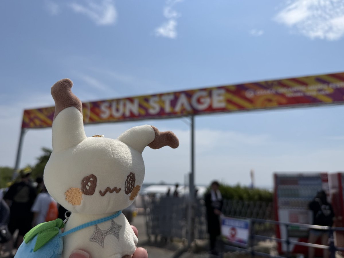 8stop2quit's tweet photo. ジャイガ2026に行ってきました。ロックフェス初心者でしたが、盛り上がり方が半端ないですね！
今回はさすがに端の方で櫻坂バスタオルぶん回しながら存分に楽しんでました。会場も観客もアーティストもアツかった！！

#櫻坂46
#ジャイガ https://t.co/GJYK1wPvgU