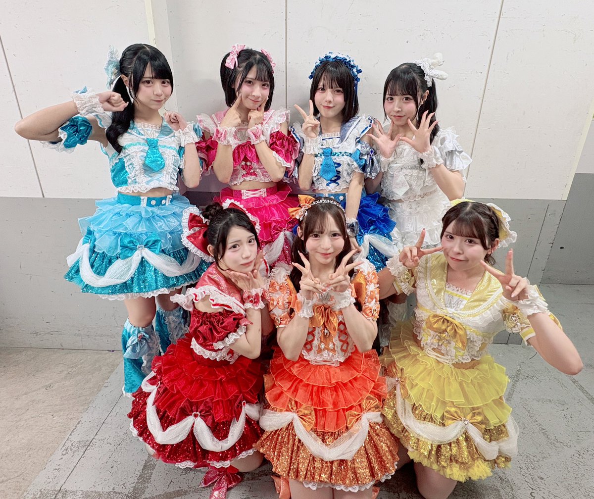 TIP_TIF_staff's tweet photo. #TIF2026 2日目
この後19:00〜19:25
HEAT GARAGEでは... 
MEGAFONがパフォーマンス🌟
🎤登場前の姿をパシャリ📷
チケットはこちら
https://t.co/wErmNxA7Z0
配信はこちら
https://t.co/kUvuSC4f3U
@MEGAFON_idol https://t.co/8ZSH4nwLLO