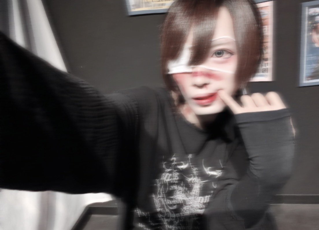 C_Male_azami's tweet photo. おきゅいんです❕
フリーコスイベントです❕
今日は眼帯つけたらめちゃくちゃ視界悪くてやばいわら
#メンコン #大須 #自撮り界隈 https://t.co/jDMxvTXB2F