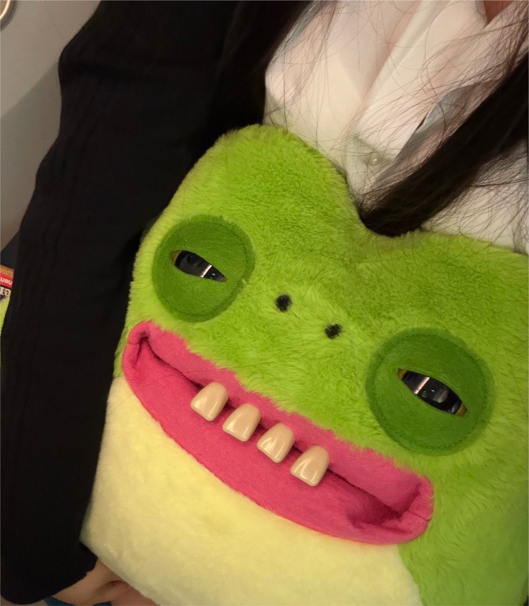 linhmatochan's tweet photo. Lil cutie https://t.co/FZVLjpeFMB