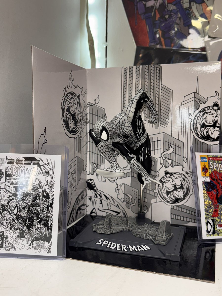 caamescope's tweet photo. Les nouvelles figurines à pulps elles CALQUENT https://t.co/hIZp0FlKsQ