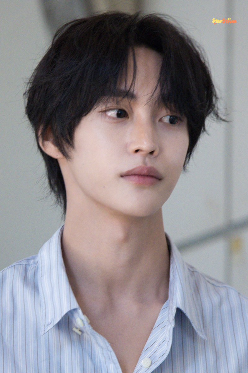 nenjitae's tweet photo. 오늘 남친도 아니구 남편처럼 생김... https://t.co/68Etd6wbJ5