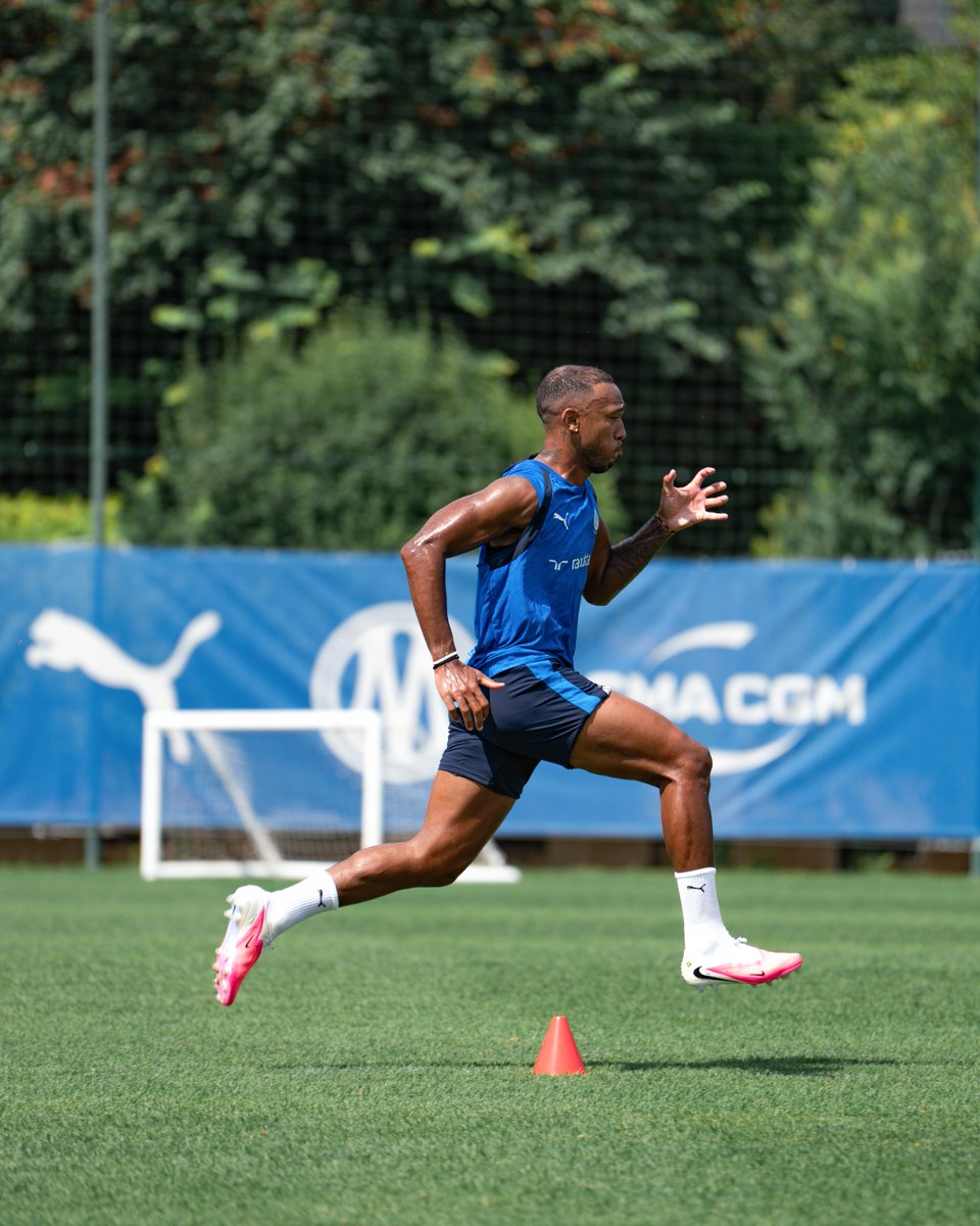 OM_Officiel's tweet photo. 💪 https://t.co/VJzYfcCllx