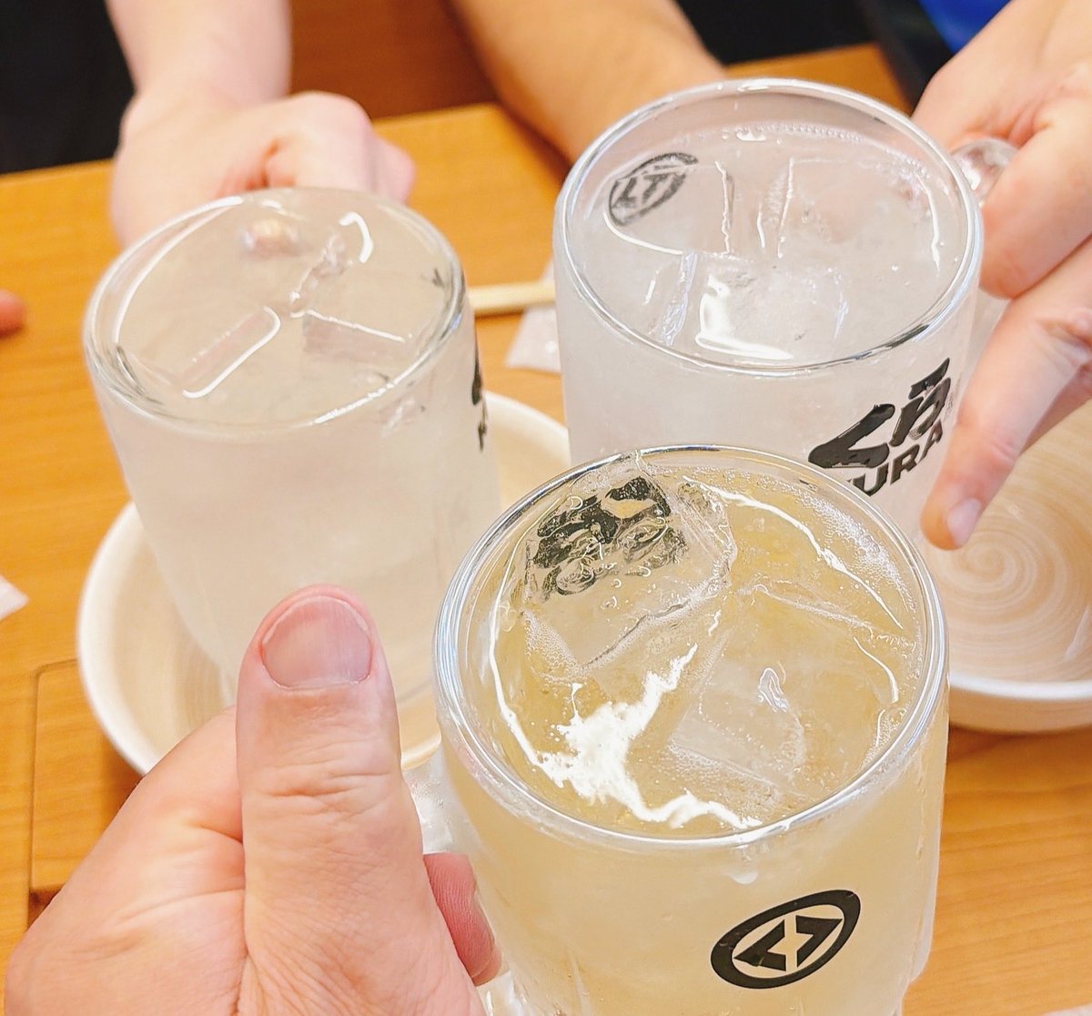 watchman0211's tweet photo. お昼から三軒周って、〆はちゃん系ラーメン https://t.co/aJM5ib9rDE
