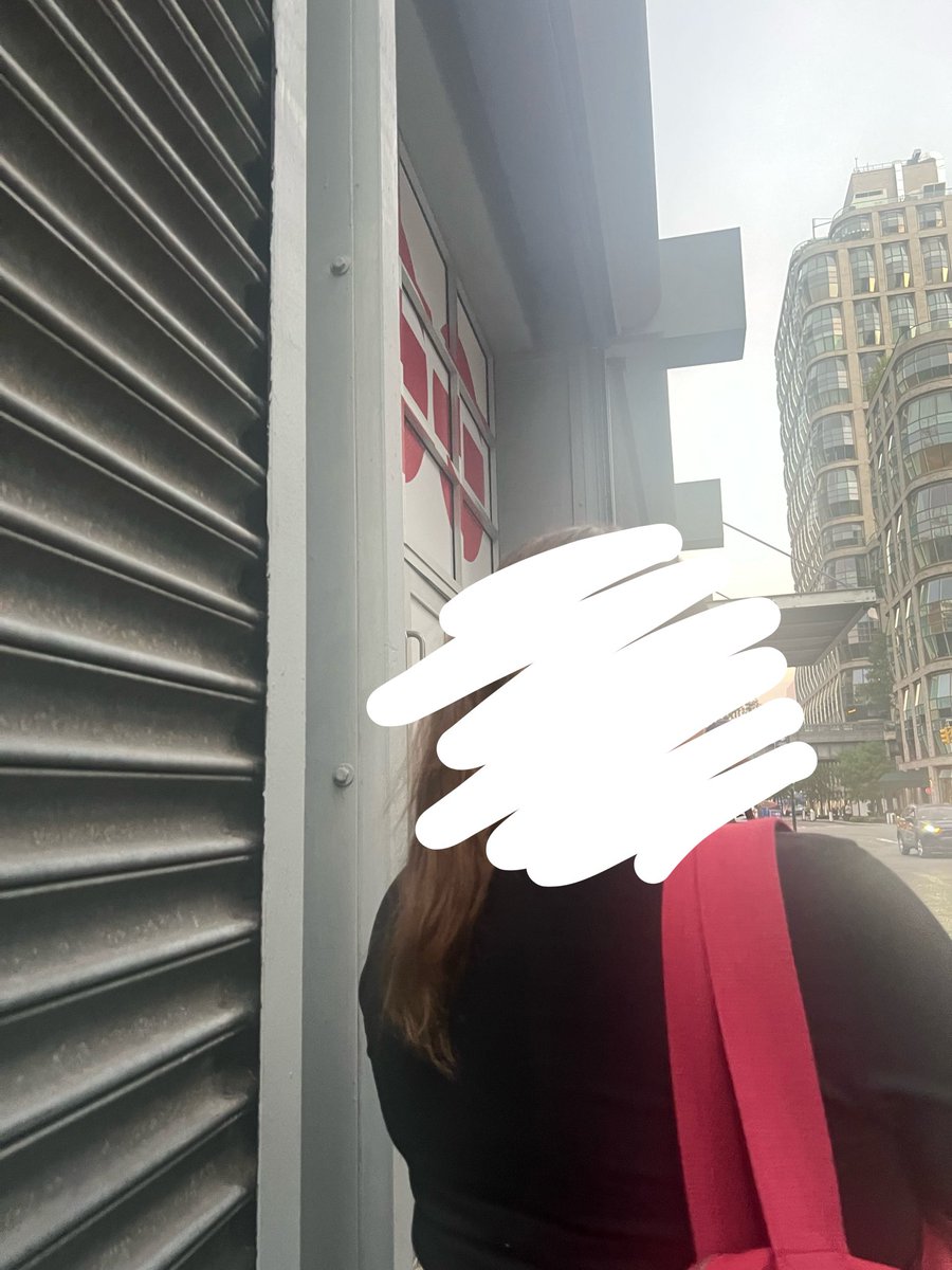 baybeejin's tweet photo. secured second in line for pop up walk in 🙂‍↕️ https://t.co/DxmhAV3VC3