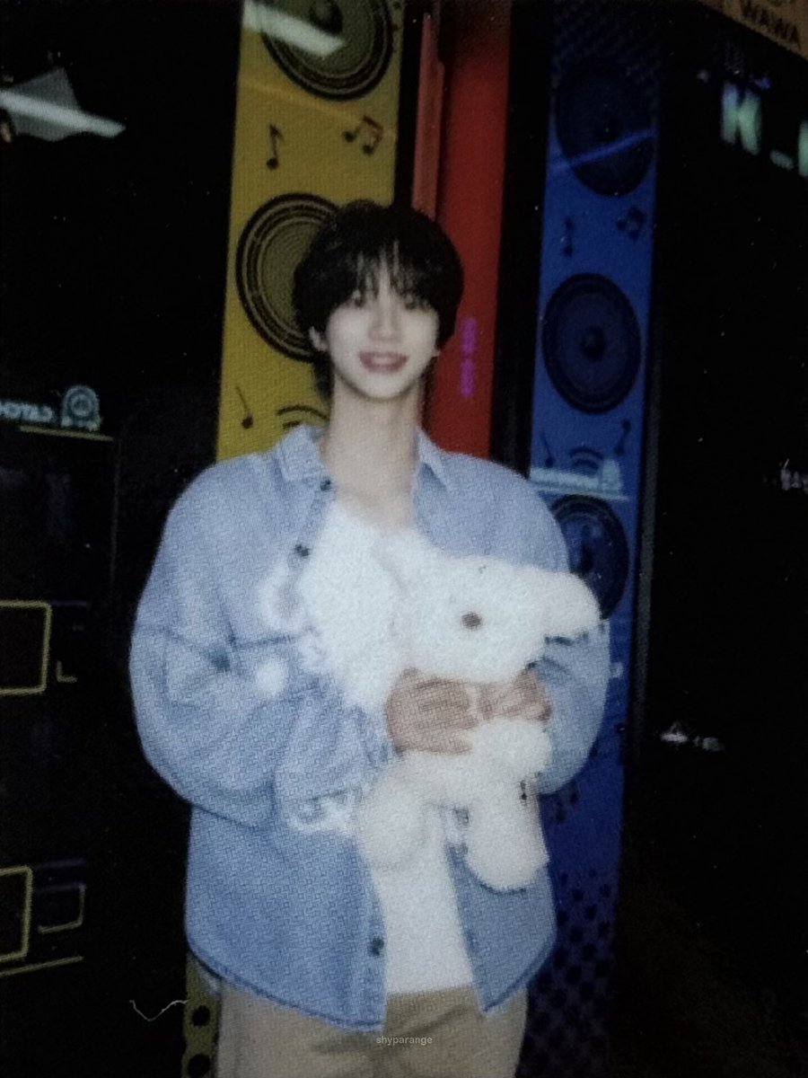 shyparange's tweet photo. TWS:42 Selection Pack Vol. 2 
셀렉션팩 #신유 💙 https://t.co/6Un01bIvu7