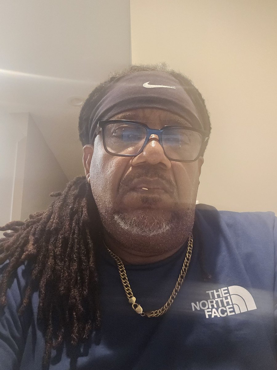 Thomas tweet media